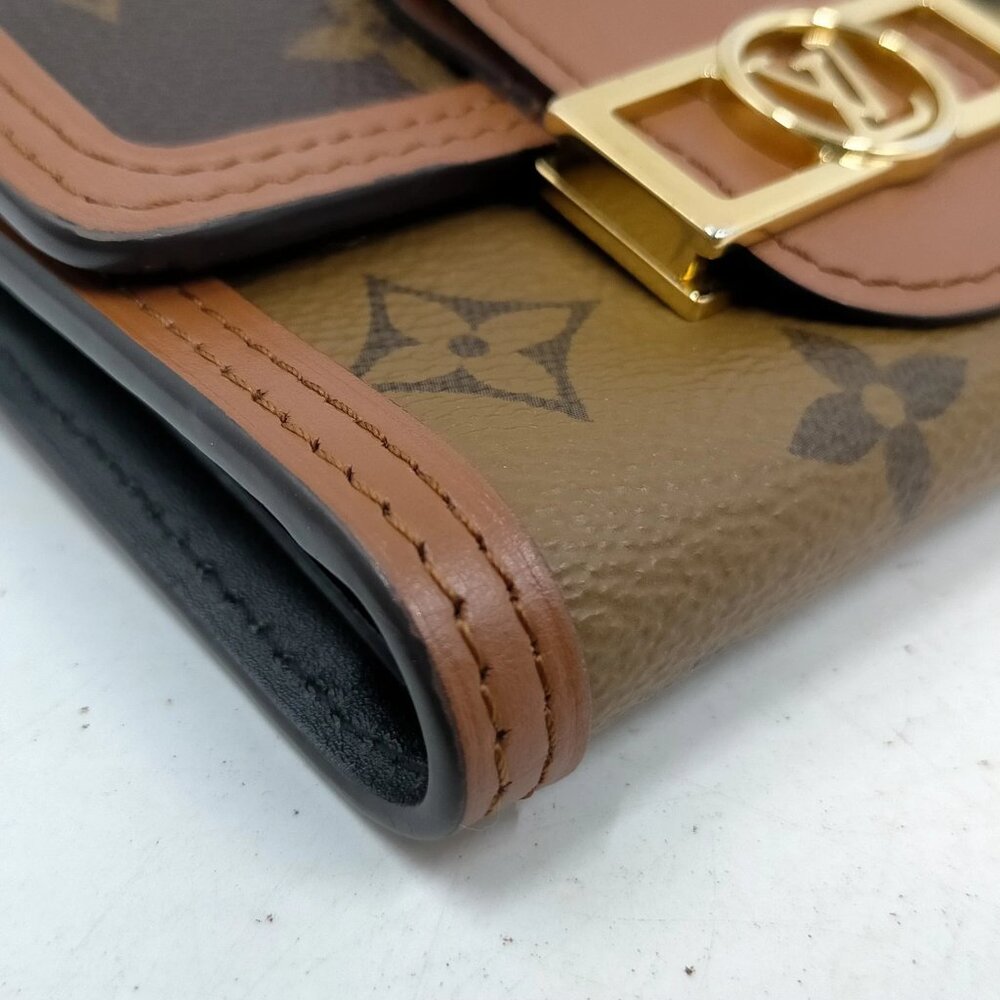 Authentic Louis Vuitton Brown Monogram Wallet mn462-030526 - Picture 4 of 9